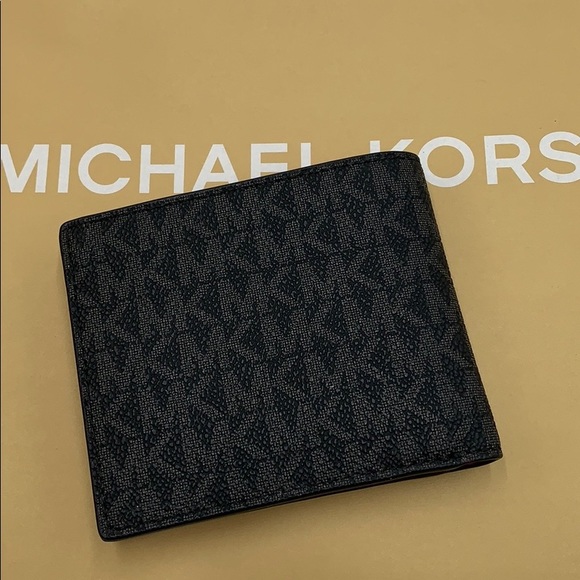 MICHAEL KORS COOPER BIFOLD BLACK/SCARLET - Picture 4 of 16